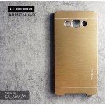 เคส Samsung Galaxy A7 Metal Case (เคสอลูมิเนียม) จาก Motomo สีทอง